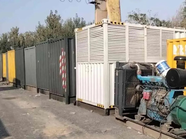 犍为200KW柴油发电机机组每小时油耗是多少?